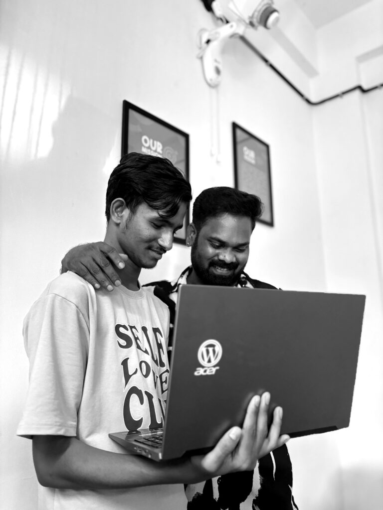 graphic design specialist in Thrissur